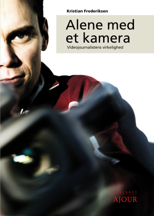 Bogcover til Alene med et kamera