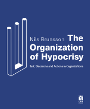 Bogcover til The Organization of Hypocrisy